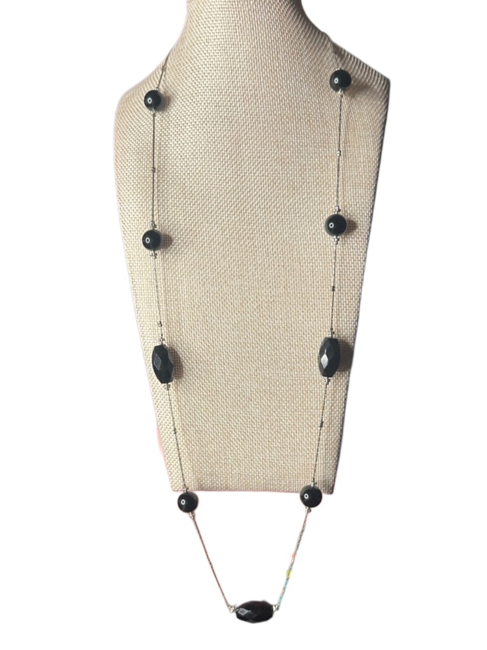 5/$25 😻 Etienne Aigner Silver Tone and Black Bead Long Station Necklace